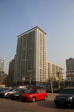 现代高层塔楼居民大楼