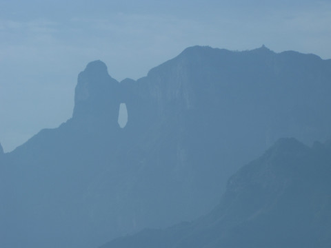 遥望 天门山