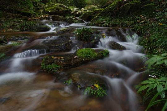 山溪水