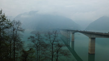 紫坪铺水库