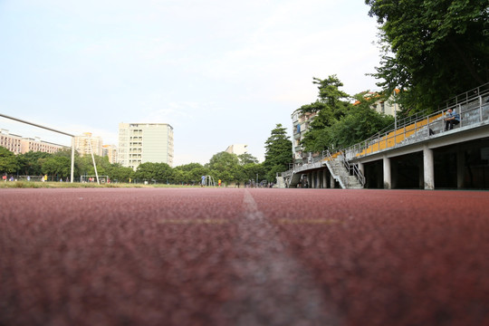 塑胶跑道