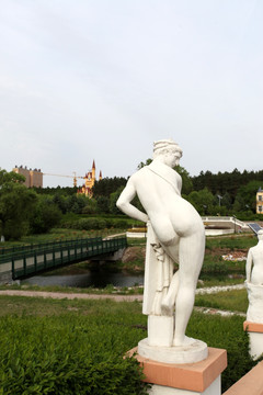 雕塑 女神 裸女 女人体