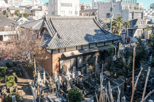 日本神社墓地