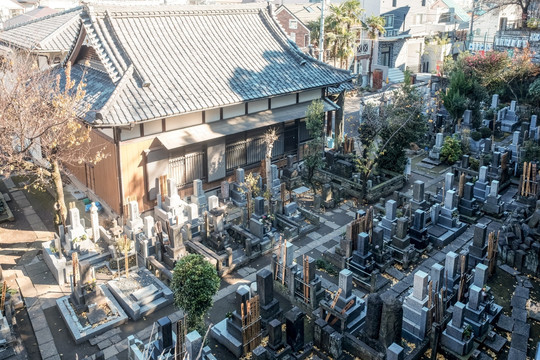日本神社墓地