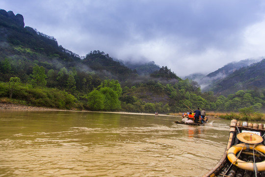 武夷山 漂流 烟雨