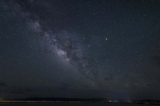 星空的鸠间岛