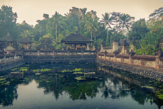 圣泉寺寺