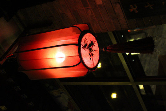 夜晚红灯笼