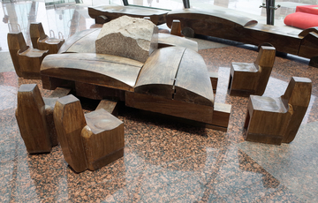 木制结构桌椅