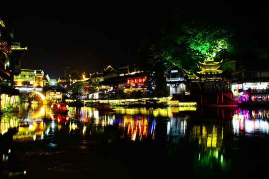 凤凰 古城 夜景