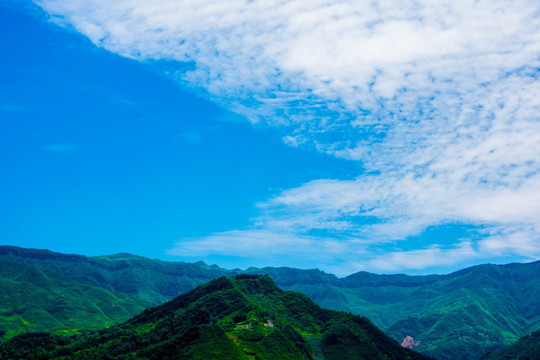 山峰 浮云