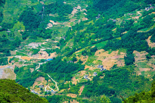 山村公路 山地