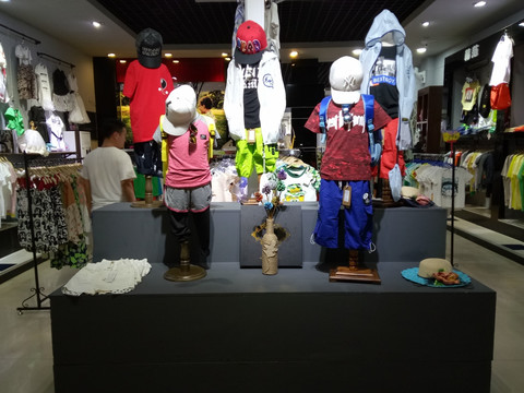 品牌童裝專賣店 童裝專柜