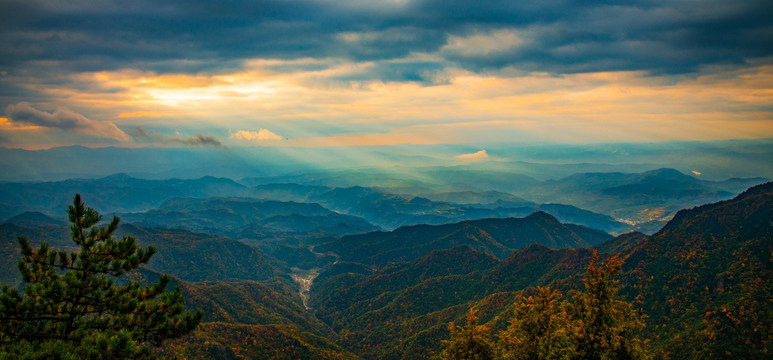 天水石门