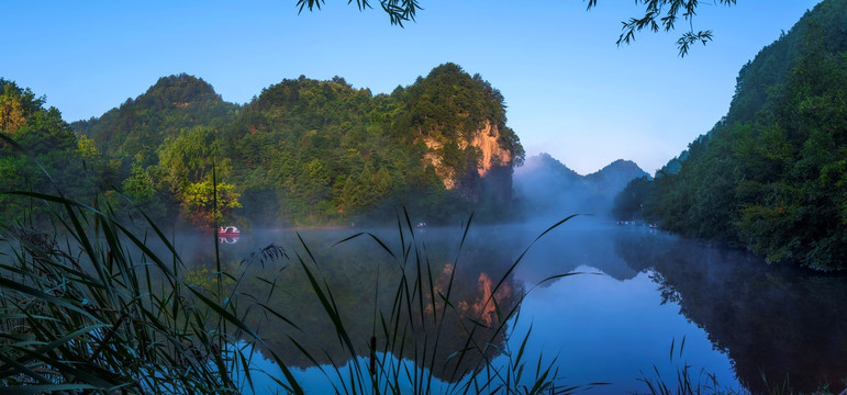 天水仙人崖仙人湖