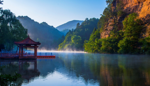 天水仙人崖仙人湖