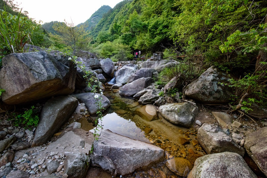 峡谷