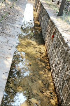 石砌水渠