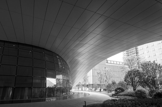 现代建筑黑白摄影