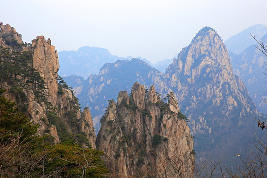 黄山奇峰