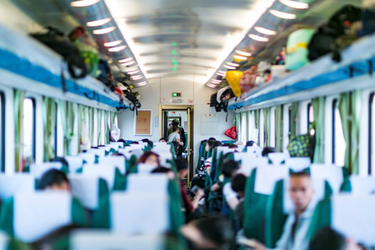 火车绿皮车厢