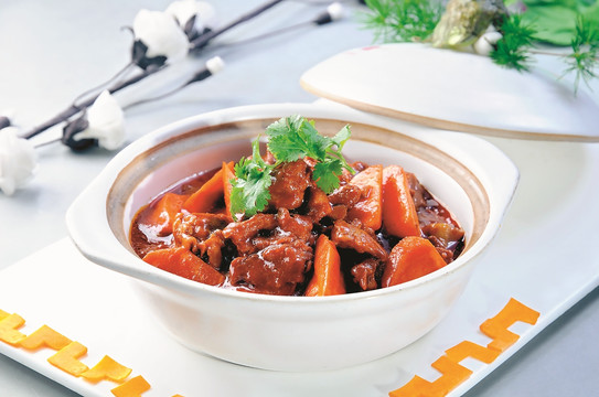 土豆燉牛肉