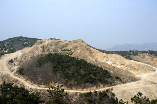 开山采矿