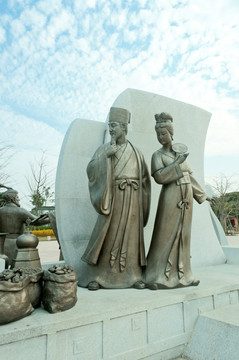 中国古人夫妻雕塑