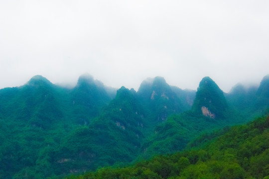 山峰林立 笔架山