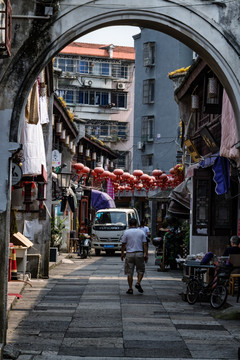 古镇老街店铺