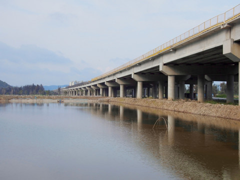 高速公路