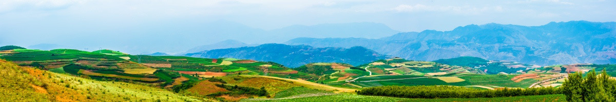 东川红土地全景