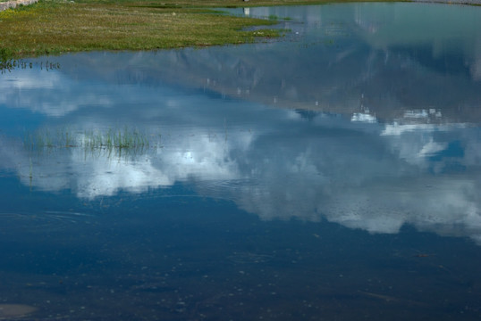 湖水