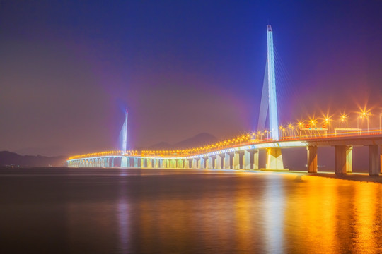 深圳湾大桥夜色
