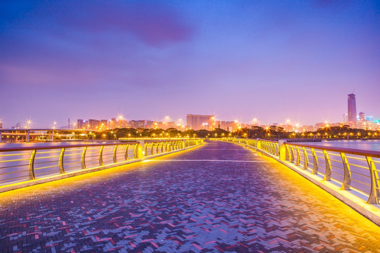 深圳湾观海栈桥夜景