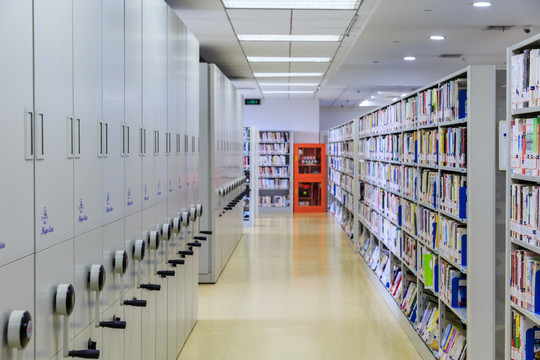 图书馆 阅览室