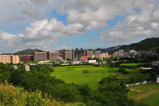 田园风光 乡村与小镇 蓝天白云