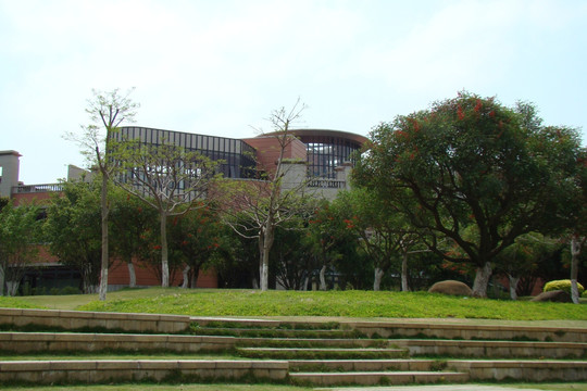 厦门大学