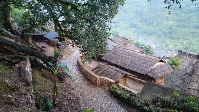 佤族村寨