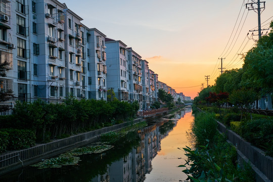 小区晨曦