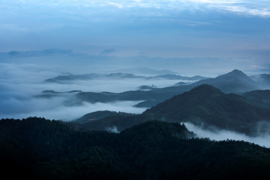 云海 洛阳山