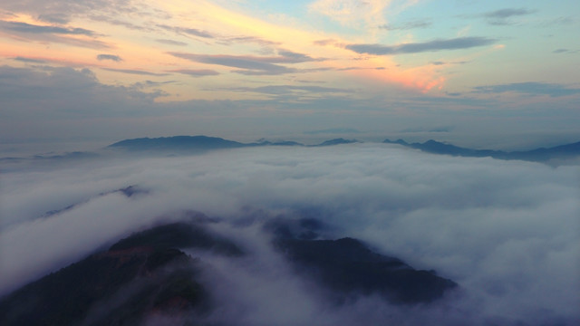 云海 洛阳山