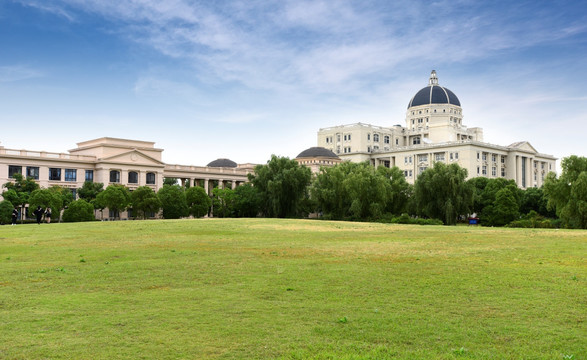 上海外国语大学 校园风光