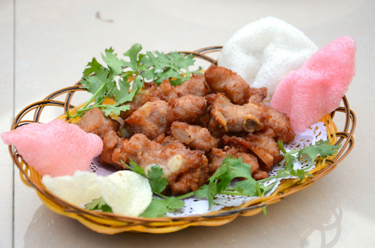 蒜香骨