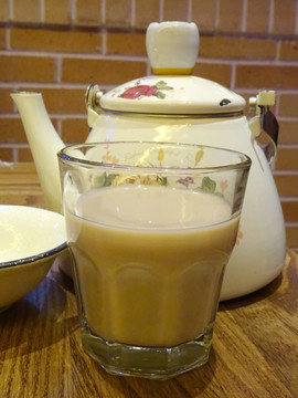 新疆奶茶 哈萨克奶茶