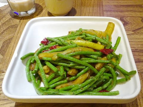 豆角炒茄子 茄子炒豇豆