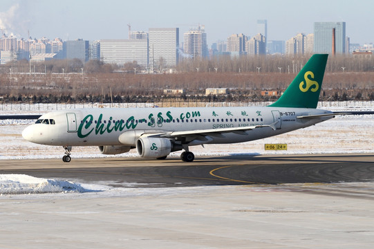 雪后机场 春秋航空 飞机