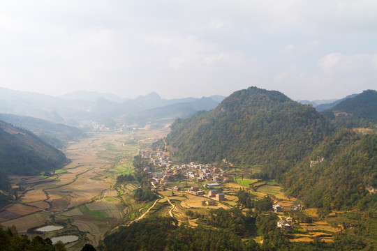 云南 广南风光 田野