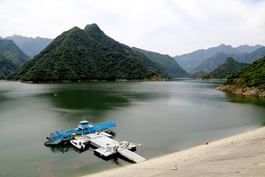 大坝 堤坝 水库 堤防 堤岸