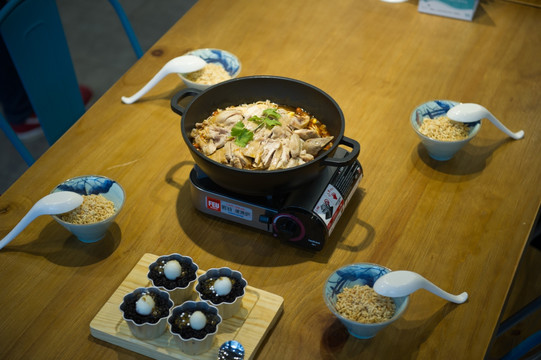 干锅鸭肉套餐